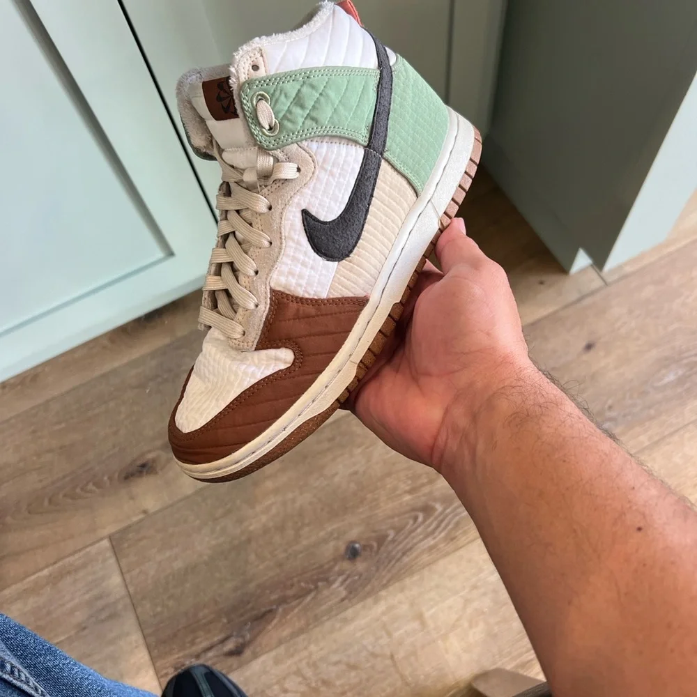 Womens Nike Dunk High LX Next Nature "Toasty" - Picture 2 of 16